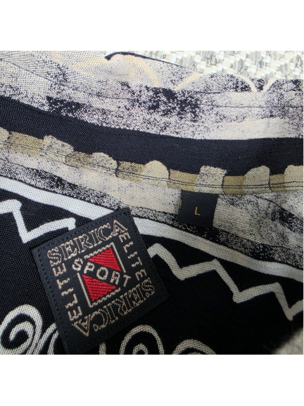 Vintage Serica Elite Sport Mens L Abstract Tribal Viscose Button Up Shirt Italy - Picture 5 of 13